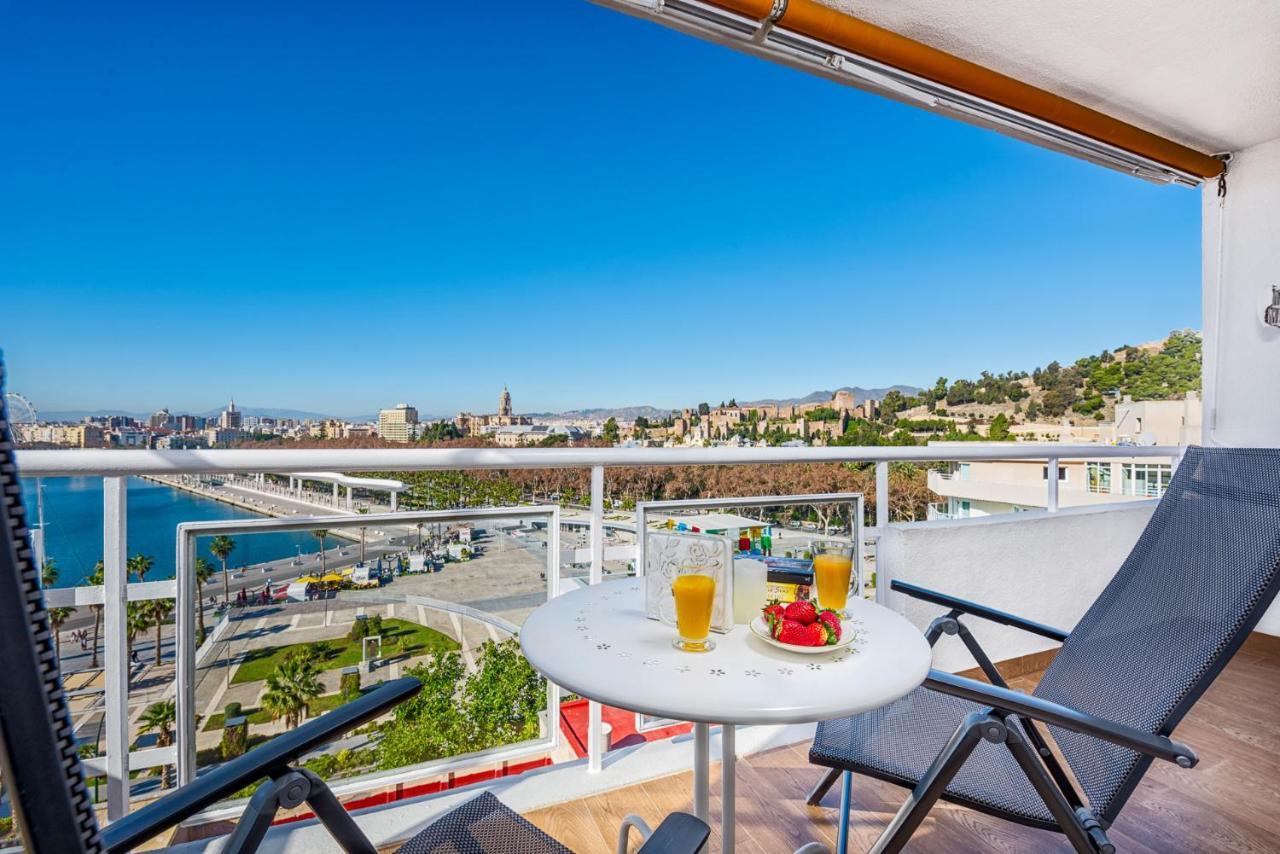 Susana Beach Apartment In Malaga By Solaga Holiday Homes ภายนอก รูปภาพ