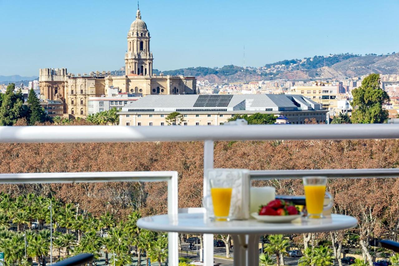 Susana Beach Apartment In Malaga By Solaga Holiday Homes ภายนอก รูปภาพ