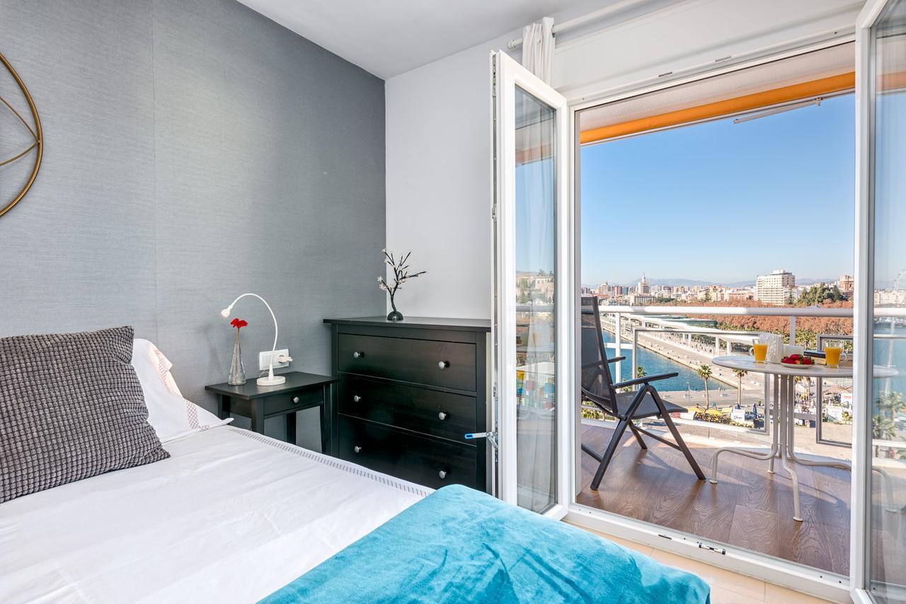 Susana Beach Apartment In Malaga By Solaga Holiday Homes ภายนอก รูปภาพ